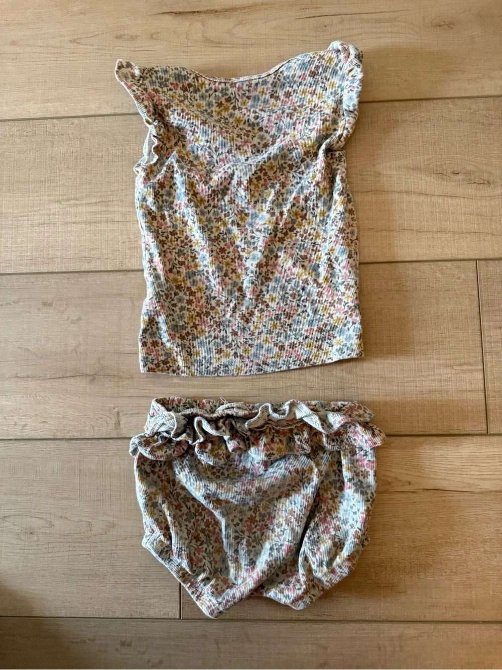 Little Planet Girls Organic Short Sleeved Ruffle Bloomer Set Floral 24 Months